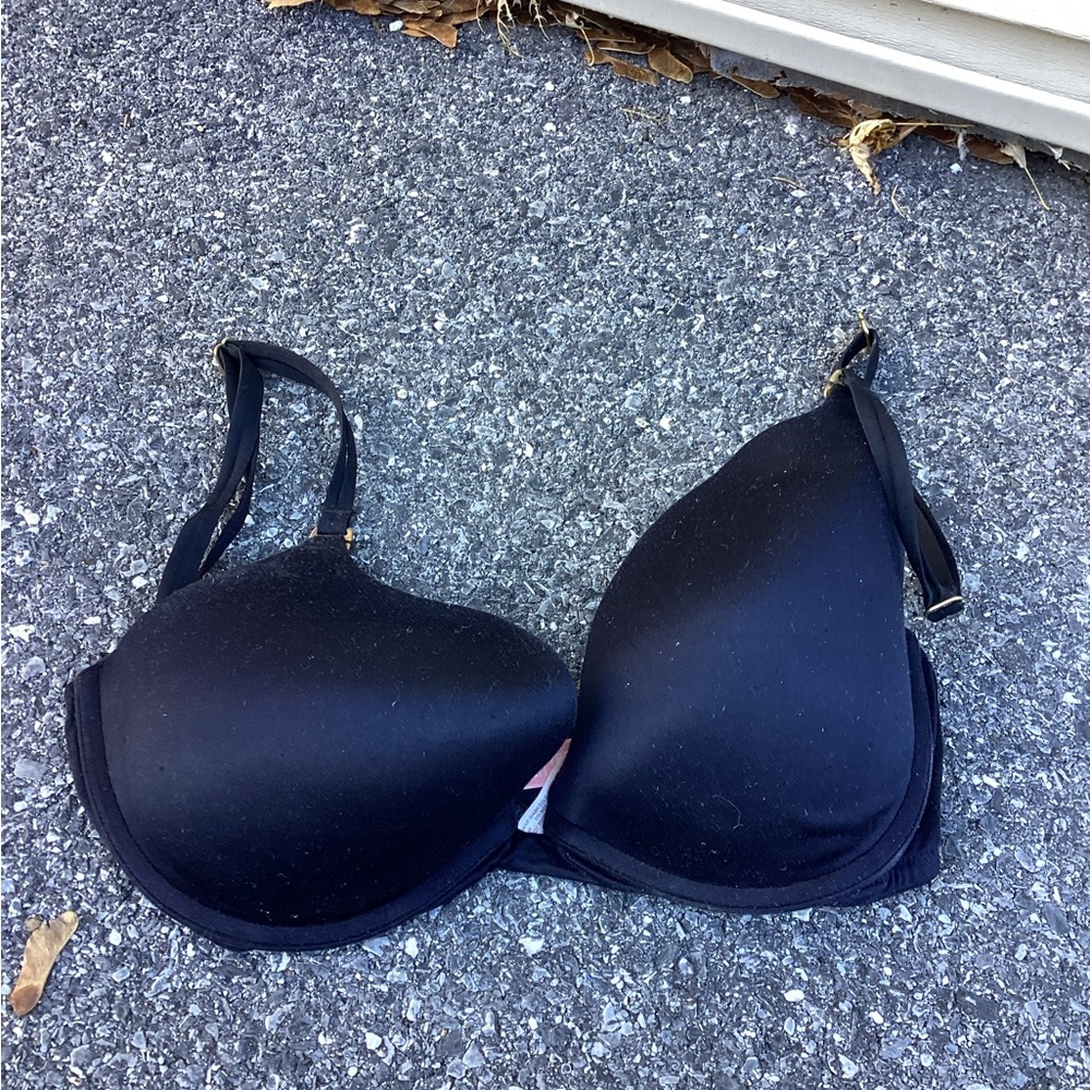 Women’s black Victoria’s Secret bra 34D